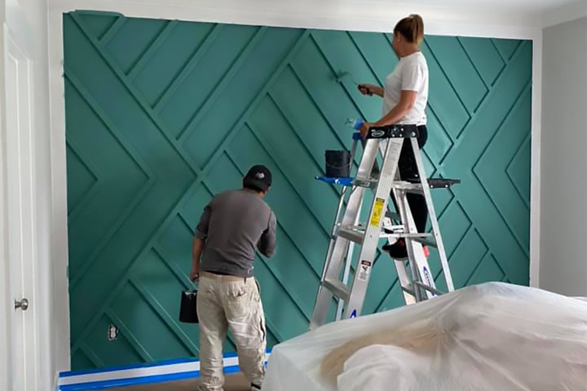 painting a textured accent wall